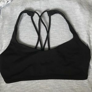 Lulu basic black sports bra